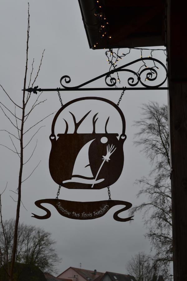 Domaine Des Trois Sorciers Bed & Breakfast Bouxwiller  Luaran gambar